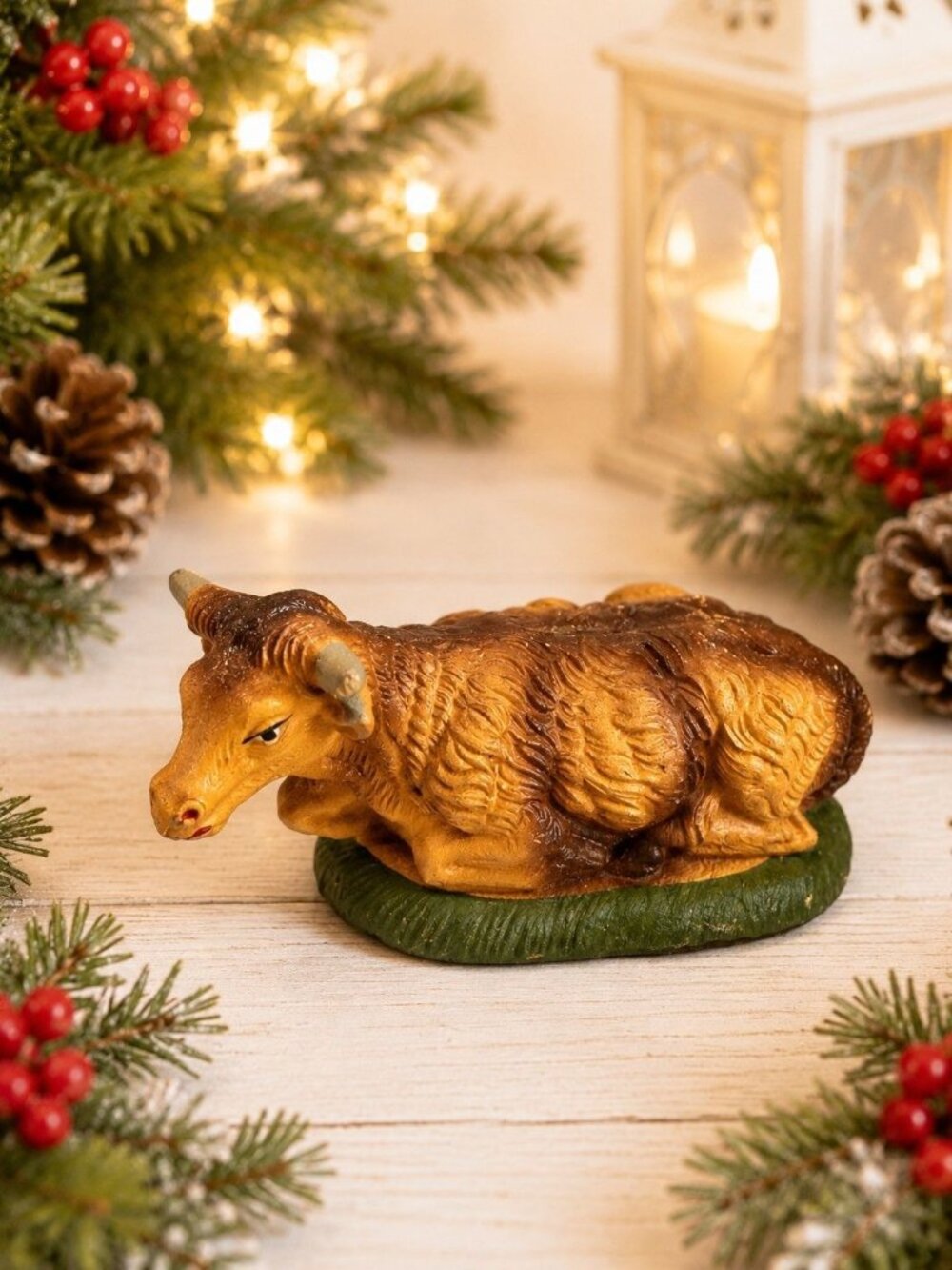 Vintage Italy Nativity Cow Composition 5" Scale Replacement Figure 29¢ Sticker - Picture 1 of 8